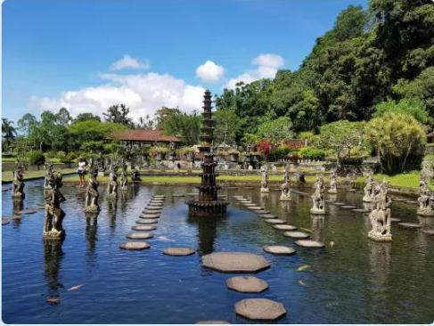 Tirta Gangga water palace stepping stones
