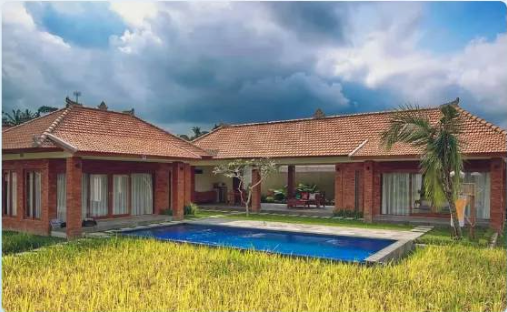 Private pool villa overlooking rice paddies in Ubud, Bali